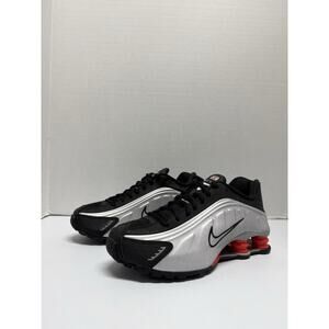 Nike Shox R4 OG Orange Twist HQ1988 002 Size 6 Men Size 7.5 Women Grey Black